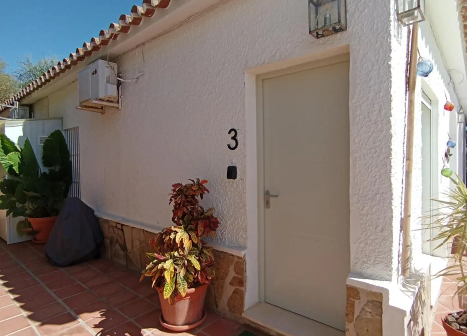 Habitaciones En Casa Miguel Caleta De Velez Pansiyon